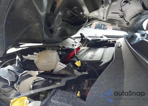 2019 Jeep Compass Latitude 4X4 from USA, damaged, VIN 3C4NJDBBXKT657077